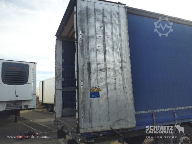 Open semitrailer with tarp Schmitz Cargobull Semitrailer Curtainsider Standard