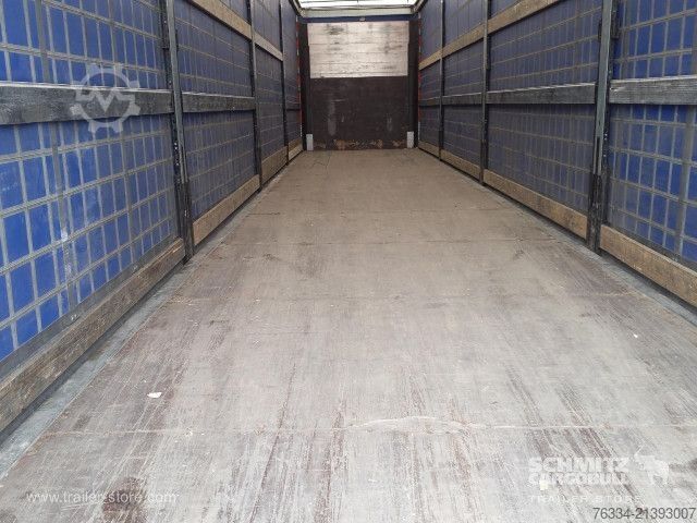 Open semitrailer with tarp Schmitz Cargobull Semitrailer Curtainsider Standard Hayon