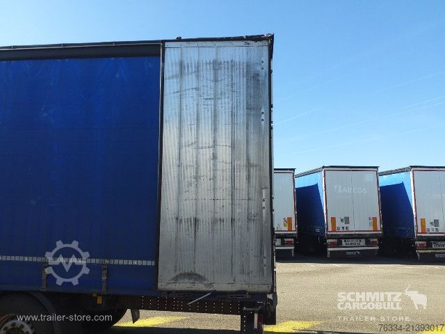 Open semitrailer with tarp Schmitz Cargobull Semitrailer Curtainsider Standard