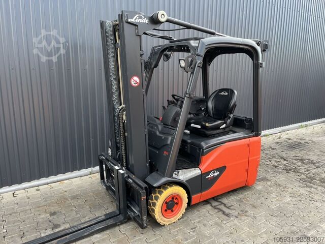 Electric 3-wheel forklift Linde E16-02