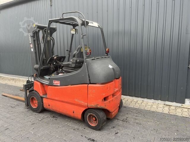 Elektro 4 Rad-Stapler Linde E30/600-02