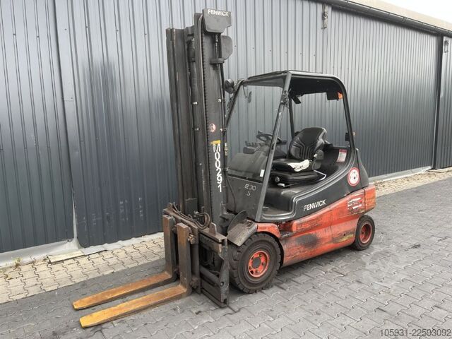 Elektro 4 Rad-Stapler Linde E30-03