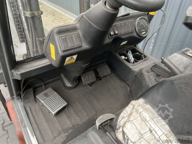 Elektro 4 Rad-Stapler Linde E30-03