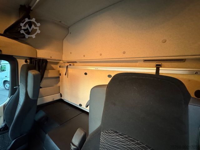 Beverage truck MERCEDES-BENZ ACTROS 2545 L / LENKACHSE / 2 x LBW / KOMPLETTZU