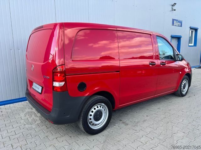 Kastenwagen MERCEDES-BENZ Vito 110 CDI 6G KLIMA TEMPOMAT 3-SITZER SCHRÄNKE