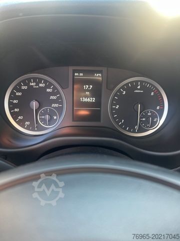 Kastenwagen MERCEDES-BENZ Vito 110 CDI 6G KLIMA TEMPOMAT 3-SITZER SCHRÄNKE