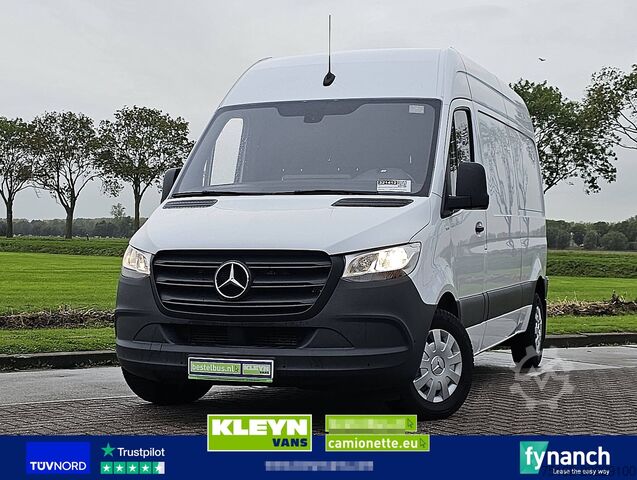 High-roof van MERCEDES-BENZ SPRINTER 315 L2H2 Mbux Automaat!