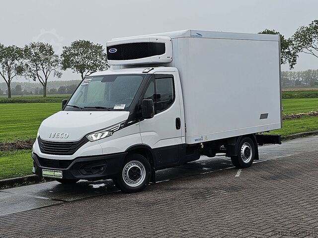 Refrigerated box wagon IVECO DAILY 35S16 Bakwagen Koel/Vries