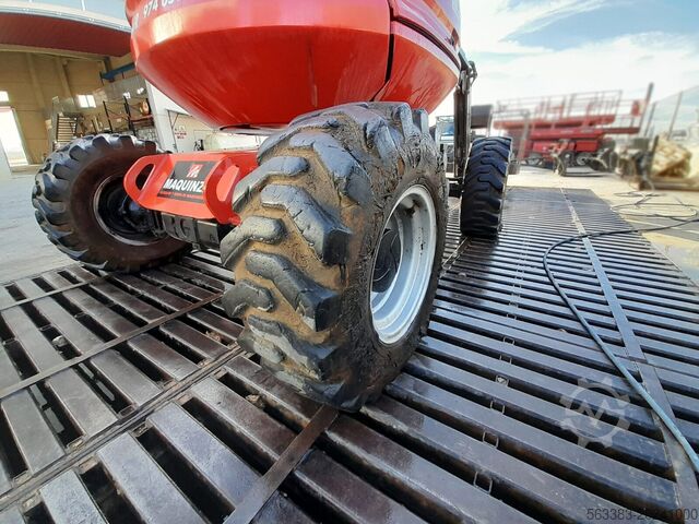 Articulated boom lift Manitou 160ATJ