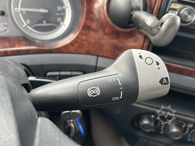 Standard tractor DAF CF 330 FT Sleeper Cab / 645 dkm / NL Truck