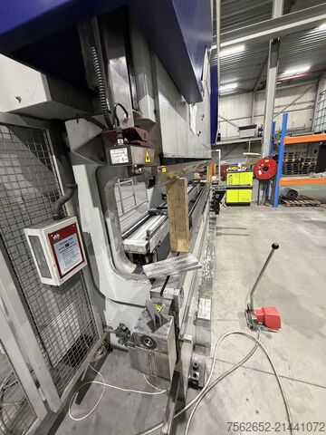 Press brake Darley EHP 300  