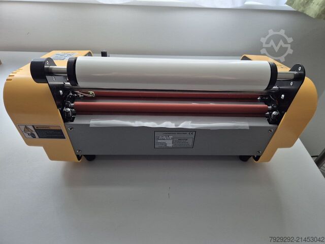 Digital print machine Mimaki UJF-3042MkII e