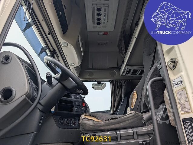 Chassis with cab DAF XF 450