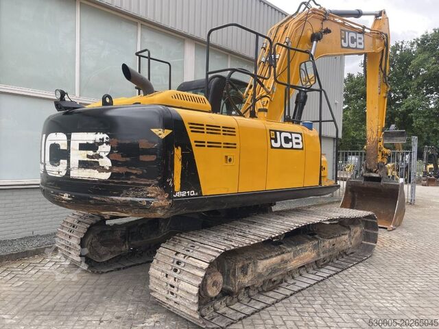 Crawler excavator JCB JS 210 LC    2017