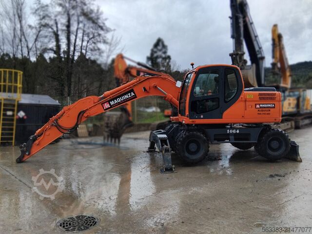 Wheel excavator Doosan DX140W