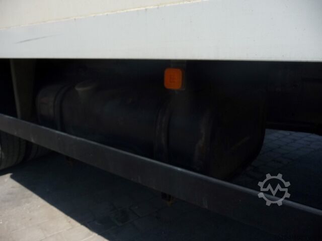 Box MAN TGL 12.210 4x2 BL
