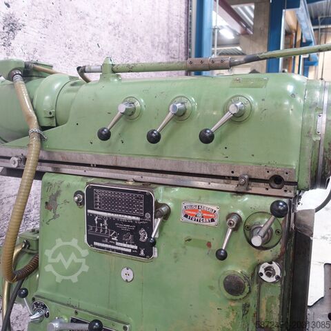 Universal-Fräs- und Bohrmaschine Huron 