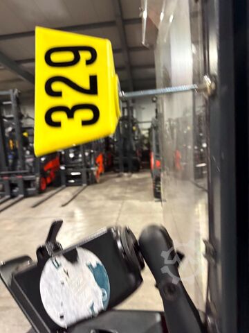 Hochhubwagen Linde L14 [ID: 329]