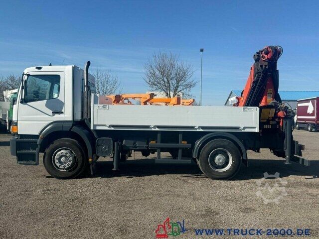 LKW mit Pritsche (offen) Mercedes-Benz 1828 Palfinger PK21000 12,1 m = 1.310 Kg - AHK