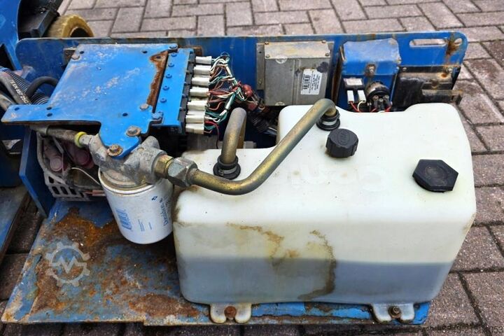 Scherenhebebühne Genie GS1932 Electric, Working Height 7.8 m, 227kg Capac