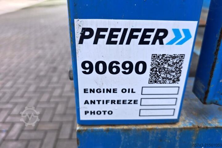 Scherenhebebühne Genie GS1932 Electric, Working Height 7.8 m, 227kg Capac