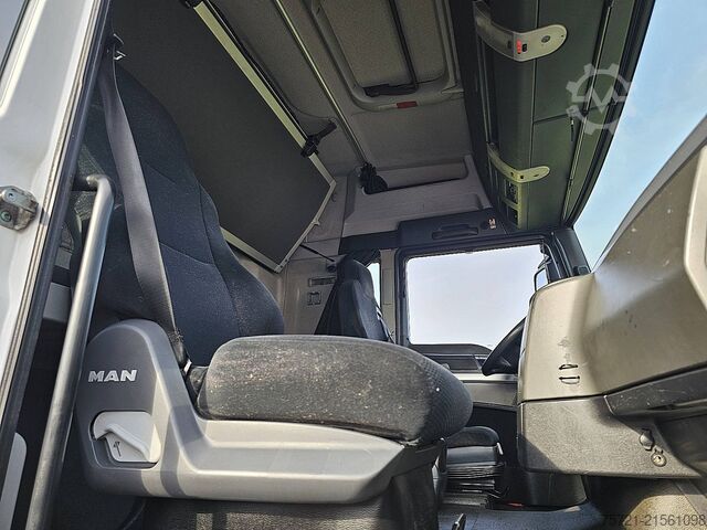 Standard-SZM MAN 18.440 TGX