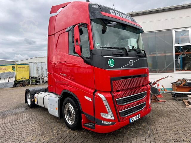 Jumbo truck VOLVO FH 460 4x2 lowdeck