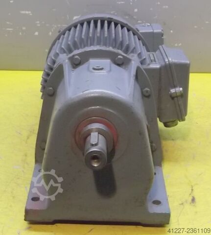 Geared motor 1.1 kW 250 rpm Bauer DK940A/216
