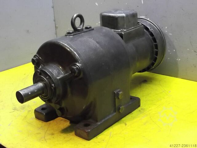 Gear motor 0.37/0.48 kW 20/40 rpm SEW-EURODRIVE R6eD374-2
