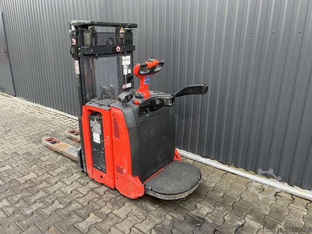 Fahrerstandstapler Linde D12
