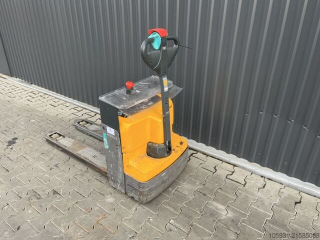 Niederhubwagen Jungheinrich EJEM13