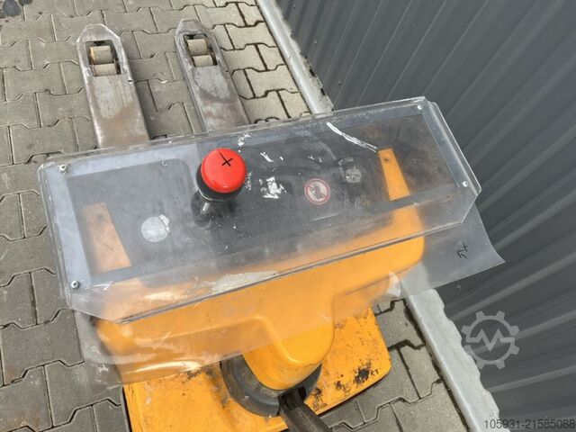 Niederhubwagen Jungheinrich EJEM13