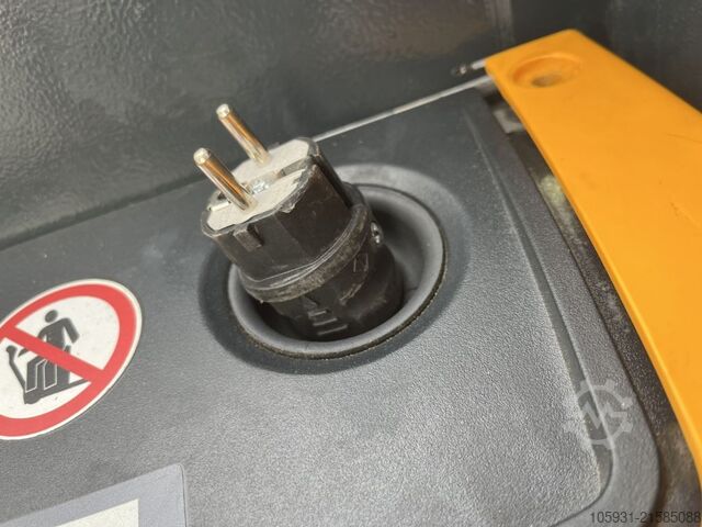 Niederhubwagen Jungheinrich EJEM13