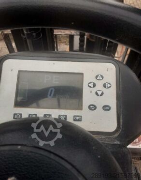 Geländestapler Manitou ME 425 C 2,5 t Elektro