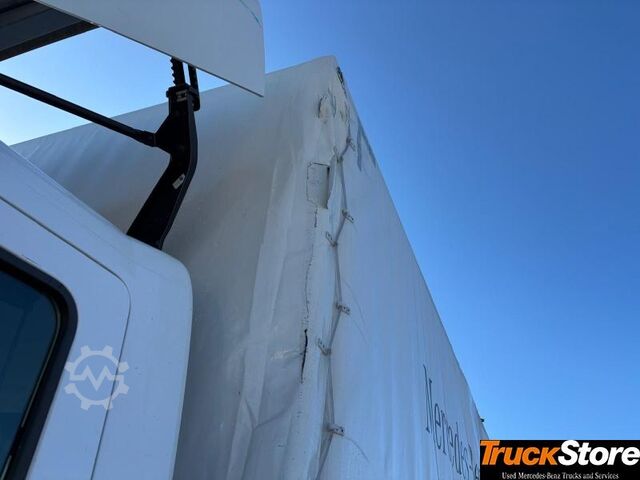LKW mit Pritsche & Plane  Atego 1224 L