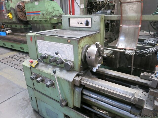 Leit- und Zugspindeldrehmaschine Bulmag 
