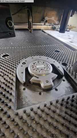 Hydraulische Lochstanze LVD Alpha 1012