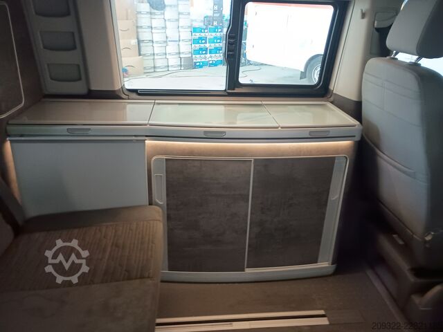Wohnmobil Volkswagen California Ocean 2022 | Automatico | Tetto a soffietto