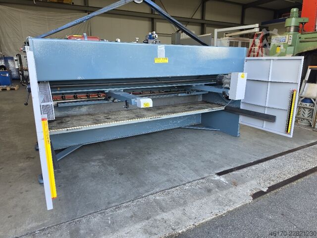 Hydraulic guillotine shear Durma SBF 3006