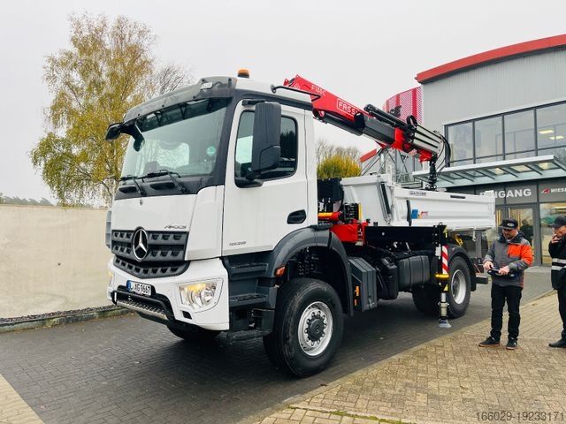 Transporter mit Kipper MERCEDES-BENZ Arocs 1835  4x4 Meiller Fassi Kran Kipper