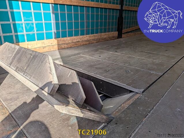 Sliding tarpaulins Kögel 