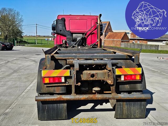 Chassis with cab DAF 85 CF 360