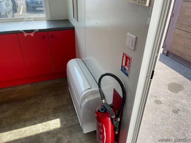 Werkstattcontainer  8m Bürocontainer Werkstattcontainer