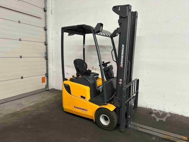 Electric 3-wheel forklift Jungheinrich EFG 110 - TRIPLEX 5,5 m