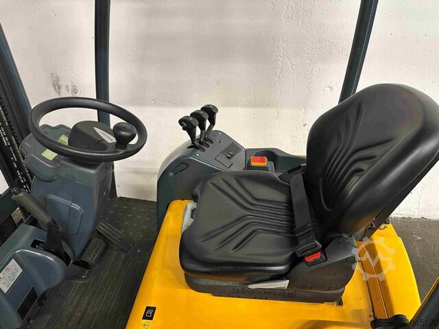 Electric 3-wheel forklift Jungheinrich EFG 110 - TRIPLEX 5,5 m