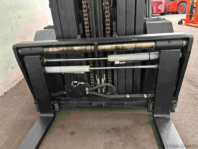 Diesel Forklift Toyota 40-8FD50N - TRIPLEX 5,5 m