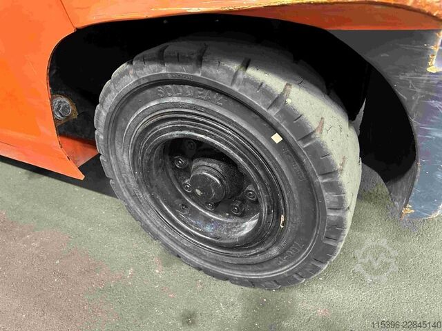 Diesel Forklift Toyota 40-8FD50N - TRIPLEX 5 m