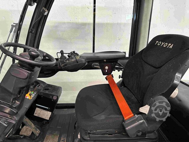 Diesel Forklift Toyota 40-8FD50N - TRIPLEX 5 m