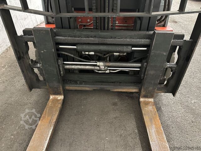 Electric 4-wheel forklift Toyota 8FBM16T - FREIHUB-MAST !!!