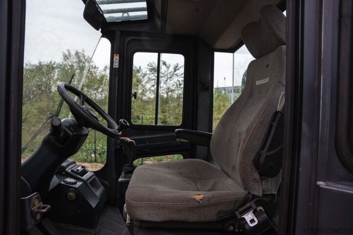 Heavy Forklift - Diesel Doosan D 160 S-5 - nur 4799 Betriebsstunden !!